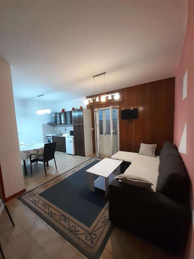 Apartments Cebalo - Ekonomija Korčula Esterno foto